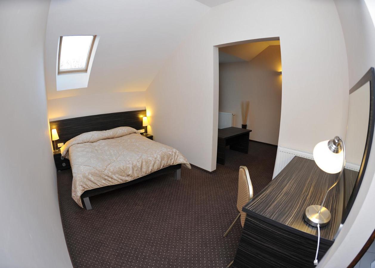 Hotel Sulbin Garwolin Luaran gambar