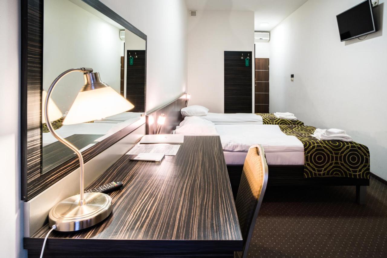 Hotel Sulbin Garwolin Luaran gambar