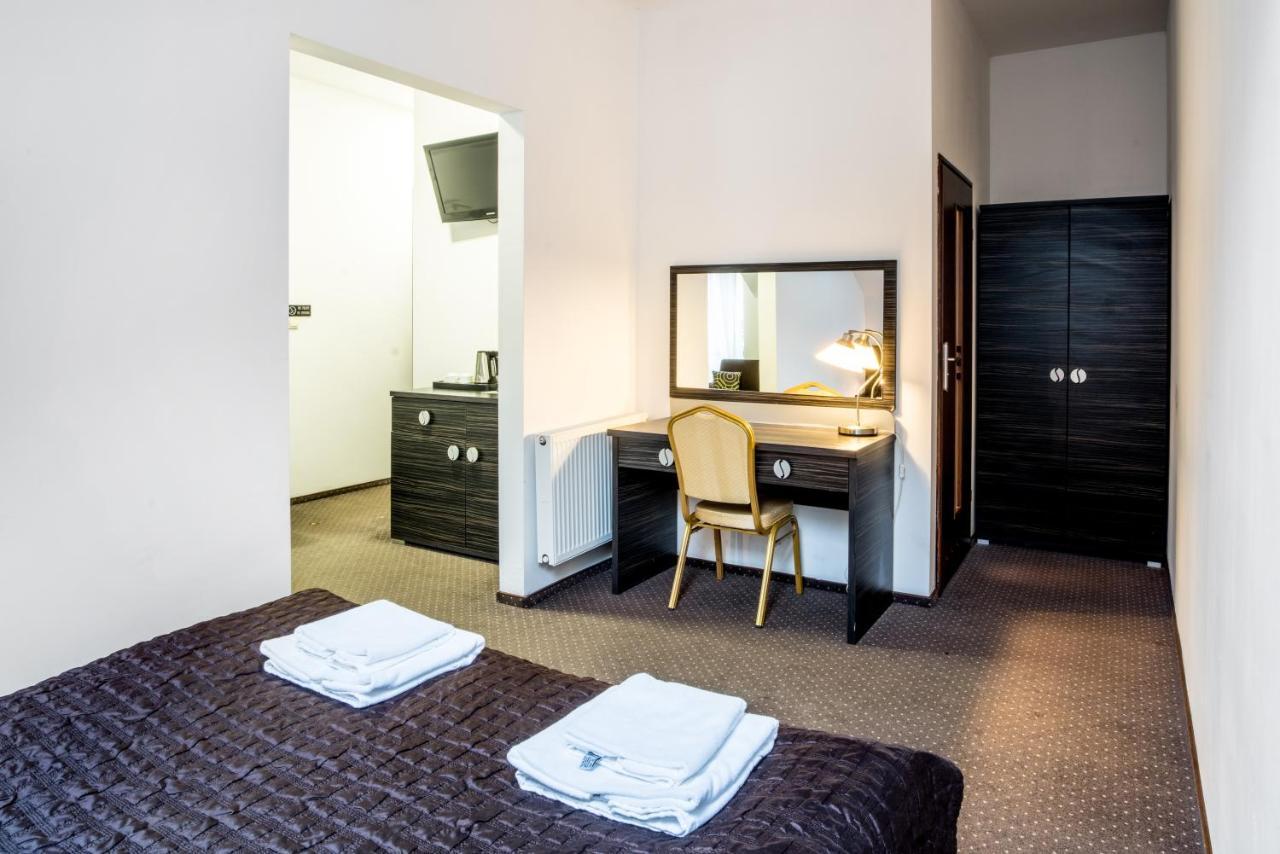 Hotel Sulbin Garwolin Luaran gambar