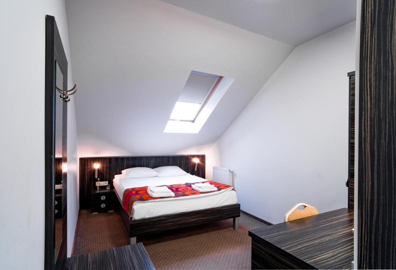 Hotel Sulbin Garwolin Luaran gambar